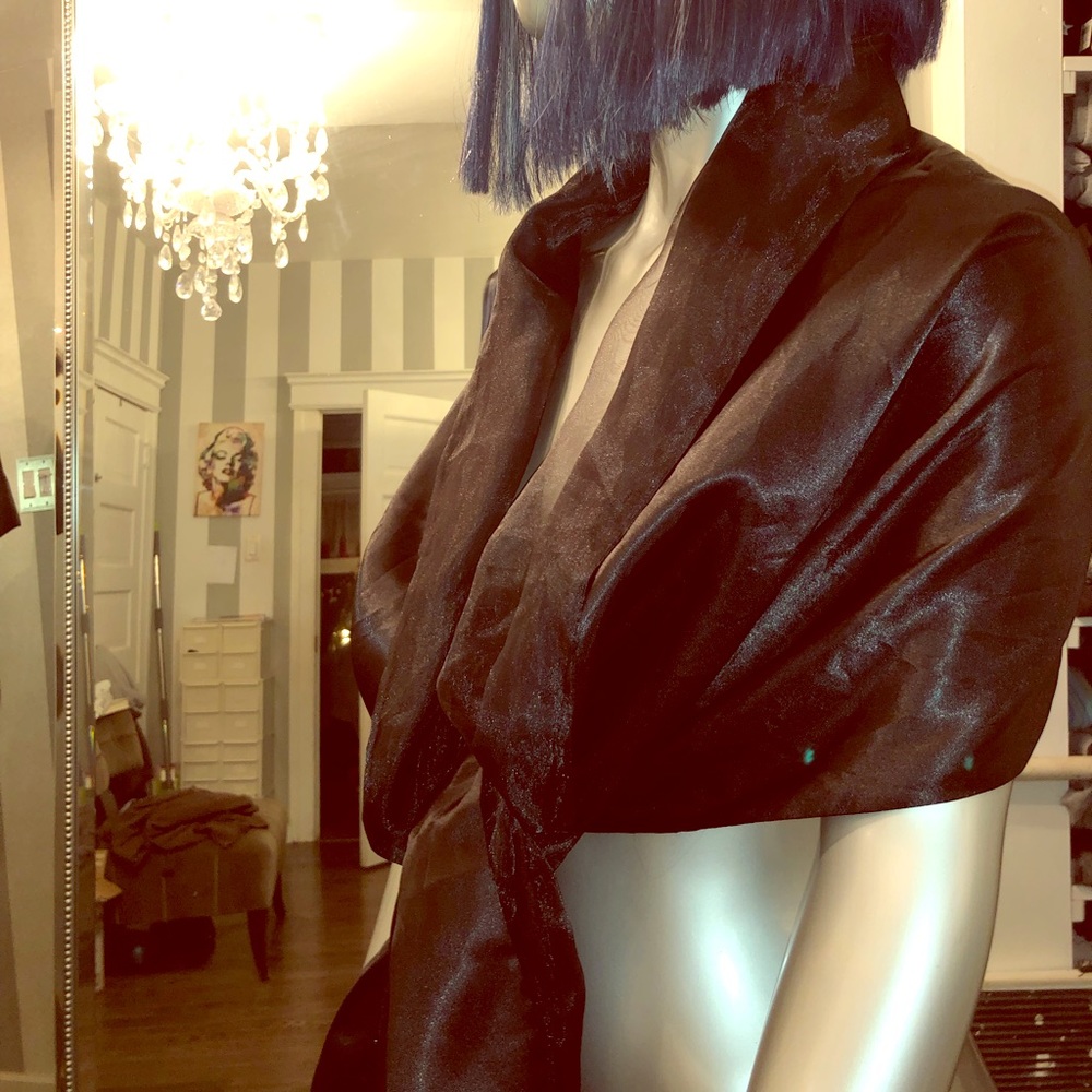 Valerie Stevens evening shawl
